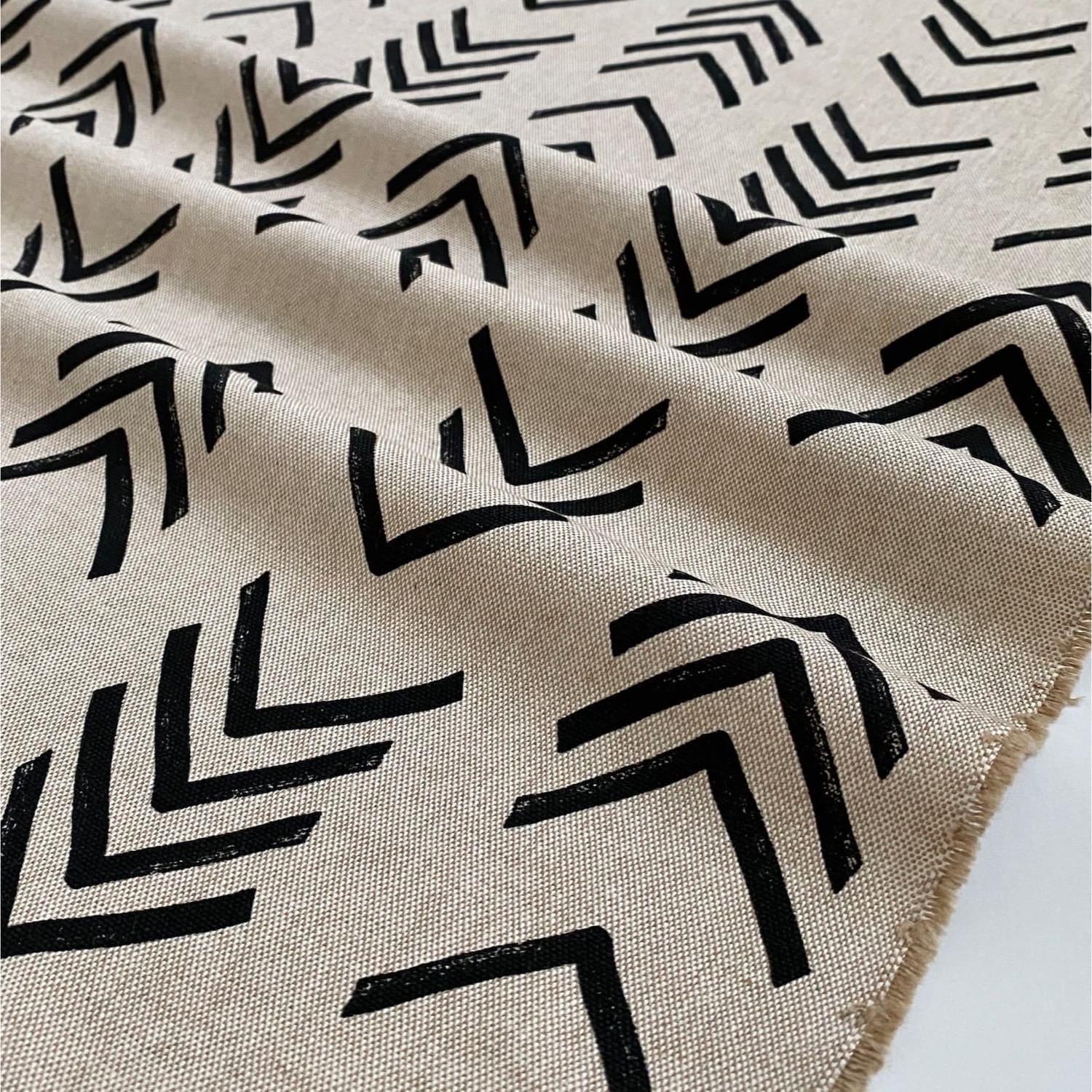 modern-mudcloth-fabric-cuddl